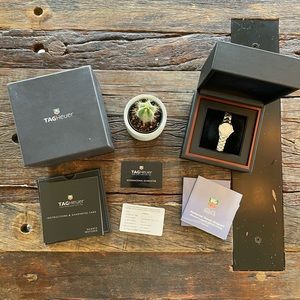 Women’s Tag Heuer Link 200 Meters Sapphire Crystal Swiss Made